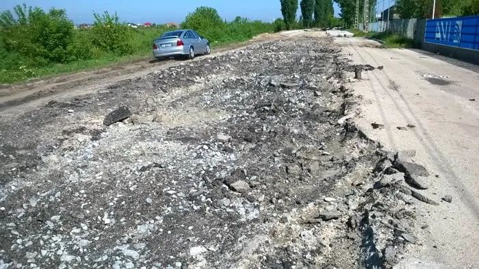 Foto Afaceriştii de pe Râului  se revoltă. Din nou