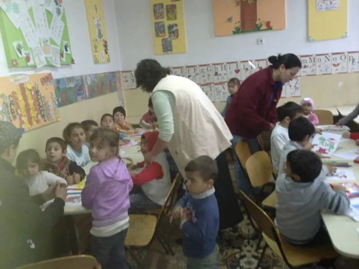 Foto Copiii săraci din Dolj merg la grădiniţă