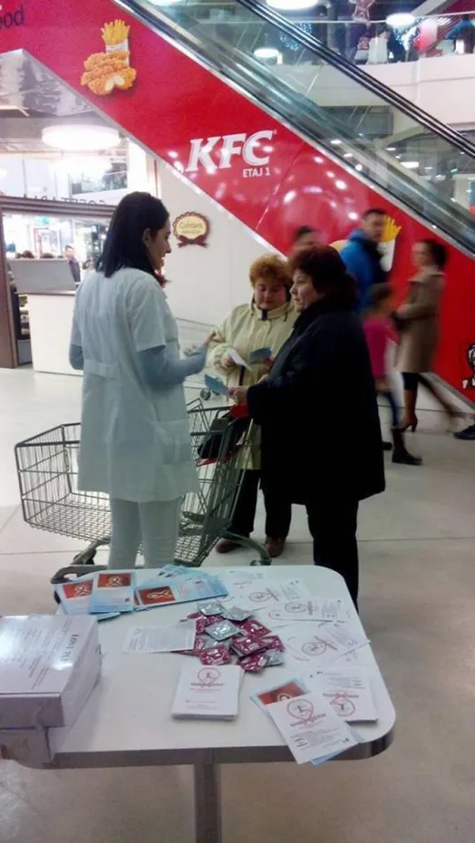 Foto Campanie anti SIDA în Mall