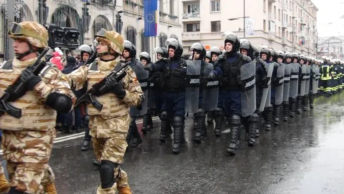 Foto Ziua Naţională, sărbătorită la Craiova fără primar