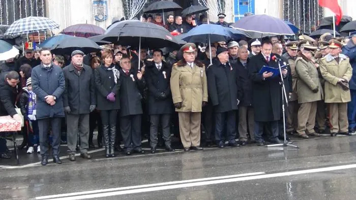 Foto Ziua Naţională, sărbătorită la Craiova fără primar