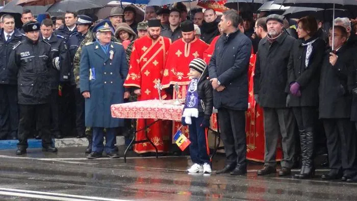 Foto Ziua Naţională, sărbătorită la Craiova fără primar
