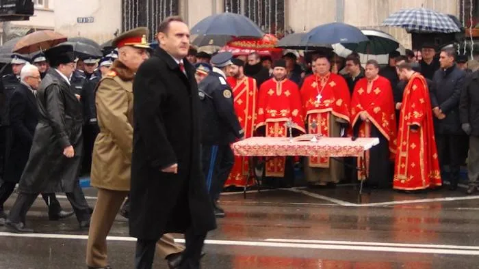 Foto Ziua Naţională, sărbătorită la Craiova fără primar