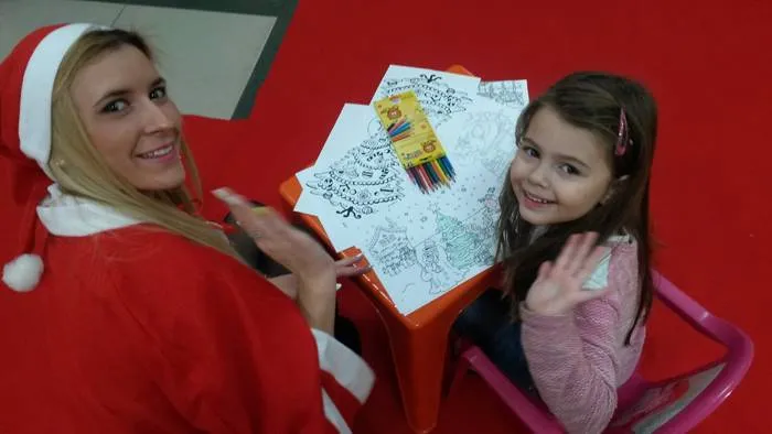 Foto Pe Tărâm de Poveste, la AUCHAN Craioviţa, în Regatul lui Mos Crăciun