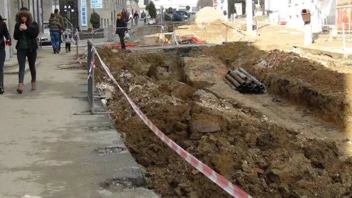 Foto Şantierul din Craiova va mai dura până în mai