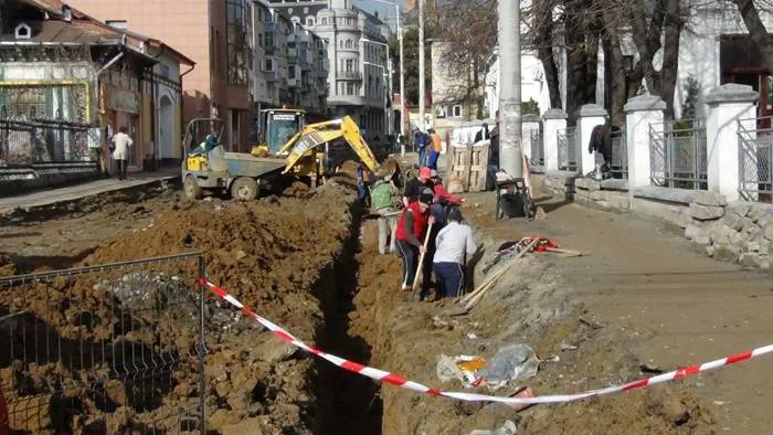 Foto Şantierul din Craiova va mai dura până în mai