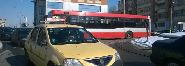 Foto S-a stricat RATa în drum
