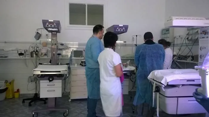 Foto Bebeluşii de la Maternitatea Filantropia vor fi îngrijiţi cu aparatură nouă