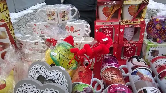 Foto Valentine‘s Day şi Sâmbăta Morţilor