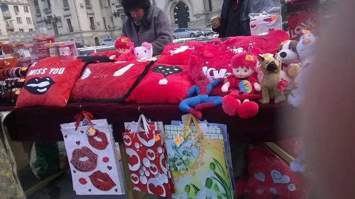 Foto Valentine‘s Day şi Sâmbăta Morţilor