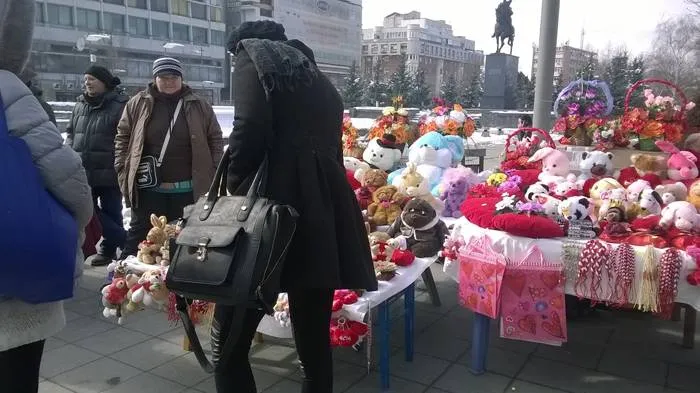 Foto Valentine‘s Day şi Sâmbăta Morţilor