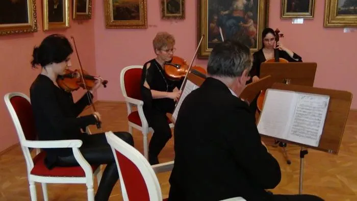 Foto Muzeul de Artă Craiova, în sfârşit inaugurat