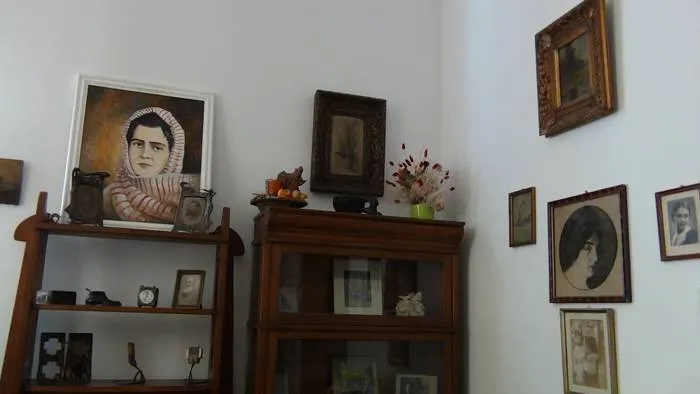 Foto Casa memorială Elena Farago, patină a timpului