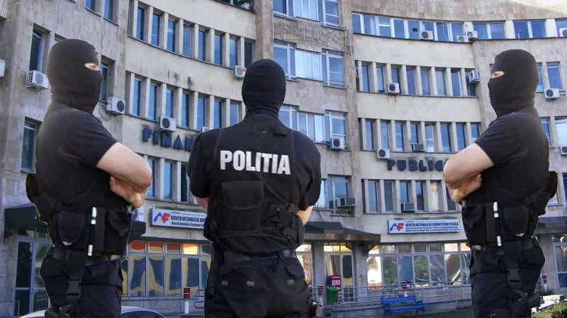 Foto Şefii de la Gardă şi de la Finanţe - capii mafiei evazioniştilor