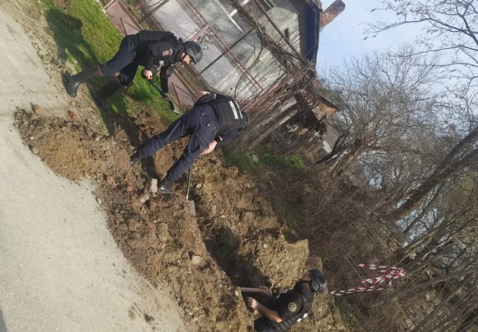 Foto Proiectile din al doilea război mondial, găsite într-o localitate din Vâlcea 
