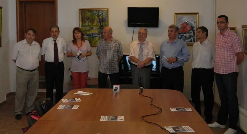 Foto Medicul jandarmilor, artist desăvârşit