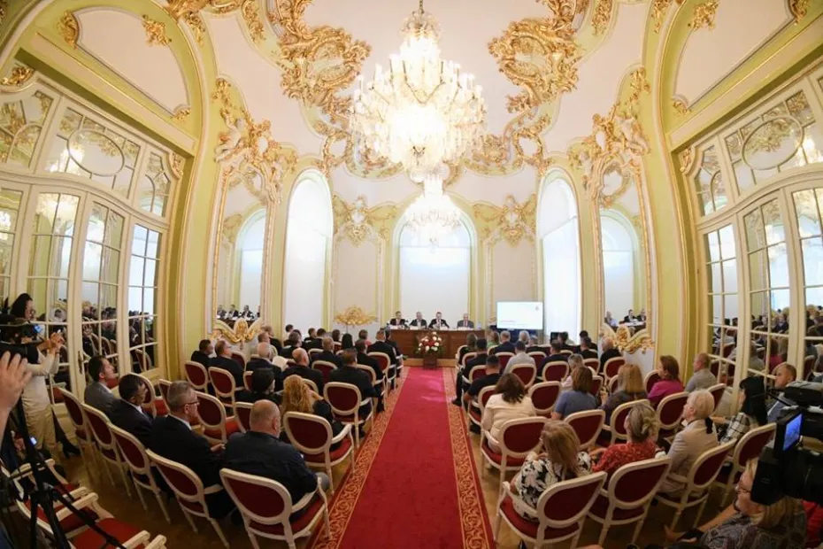 Foto Final de mandat la Consiliul Județean Dolj. Cum au fost cei patru ani pentru județ  
