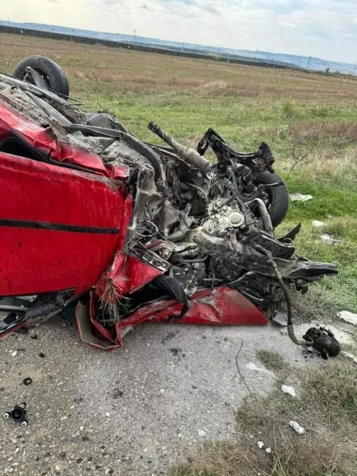 Foto GORJ: Grav accident de circulație la Țânțăreni. A intervenit elicopterul SMURD
 