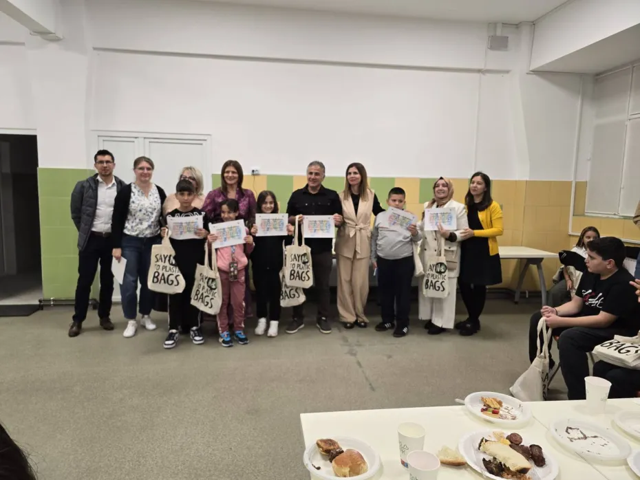 Foto „Hands for a green future”, proiect ERASMUS derulat la Școala „Mihai Viteazul” din Craiova 