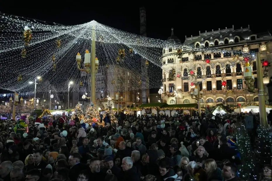 Foto Târgul de Crăciun de la Craiova s-a deschis