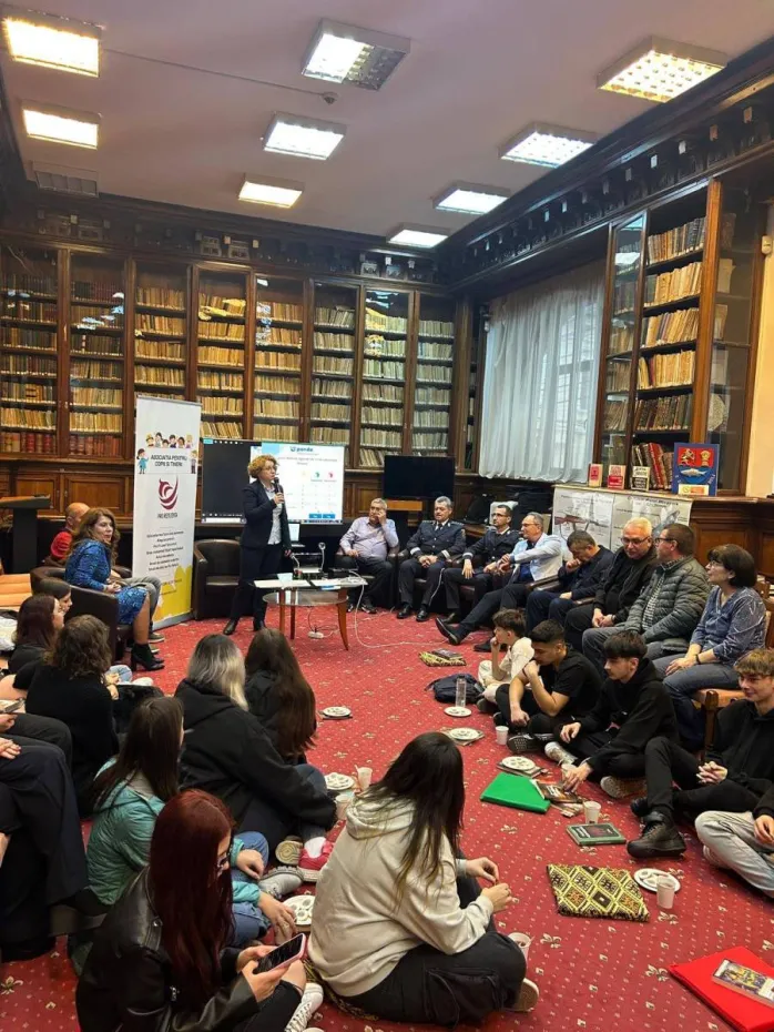 Foto Mistere și lecții de curaj: O seară specială dedicată Zilei Poliției Române