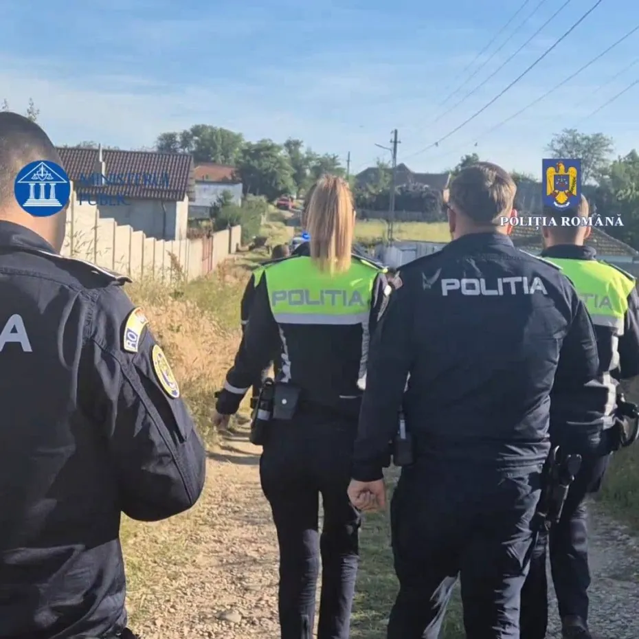 Foto Percheziții în Maglavit, Unirea și Poiana Mare – Arme neautorizate ridicate