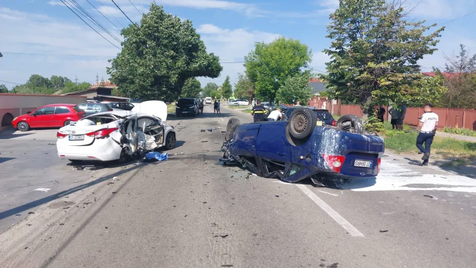 Foto Accident mortal la Balș. Copil de 11 ani, decedat 