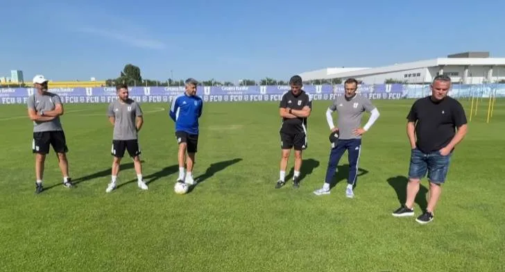 Foto EXCLUSIV. FCU 1948 a sunat adunarea. Lotul alb-albaștrilor prezent la reunire și la antrenament