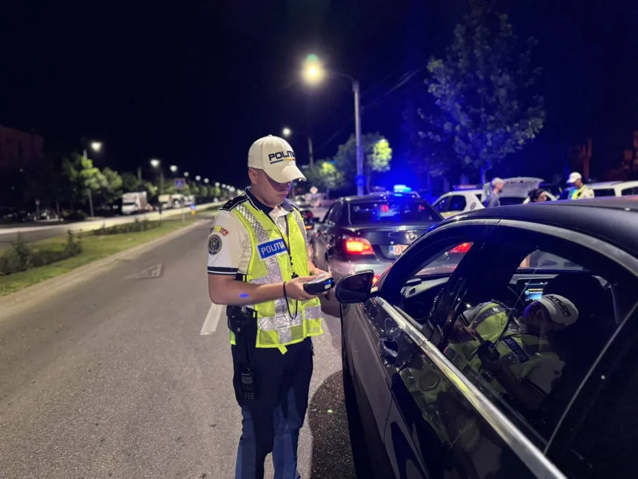 Foto Razii de amploare în Dolj: Șoferi drogați și mașini nesigure 