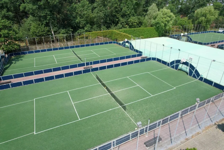 Foto Modernizări finalizate în Parcul Tineretului: Terenuri de sport refăcute complet