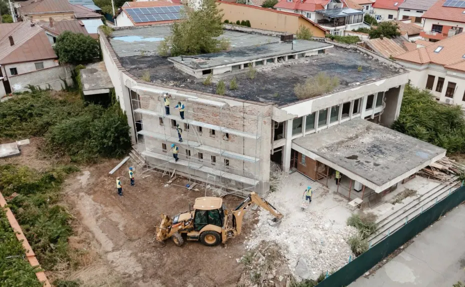 Foto MEHEDINȚI: Cinematograful Porțile de Fier intră în reabilitare totală