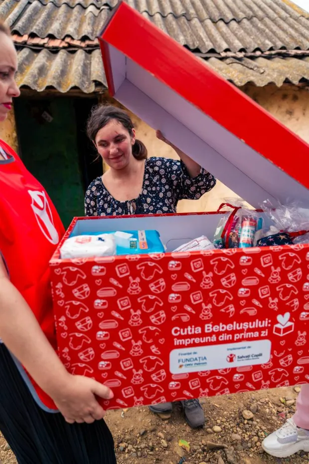 Foto Cutia Bebelușului ajunge în 111 comunități din Dolj