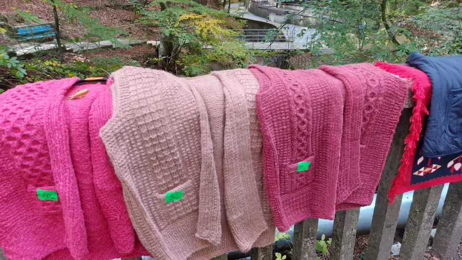 Foto FOTO: Lână, lemn și miere, comoara meșteșugarilor din Băile Olănești