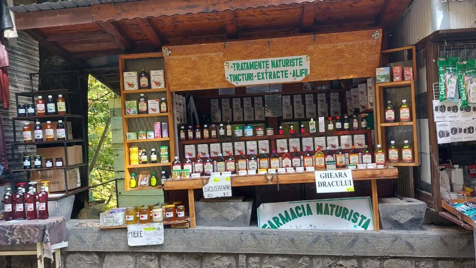 Foto FOTO: Lână, lemn și miere, comoara meșteșugarilor din Băile Olănești