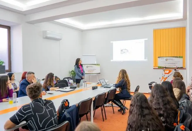 Foto „COOLtură pentru Agricultură”: peste 500 de elevi învățați să transforme ideile în afaceri reale