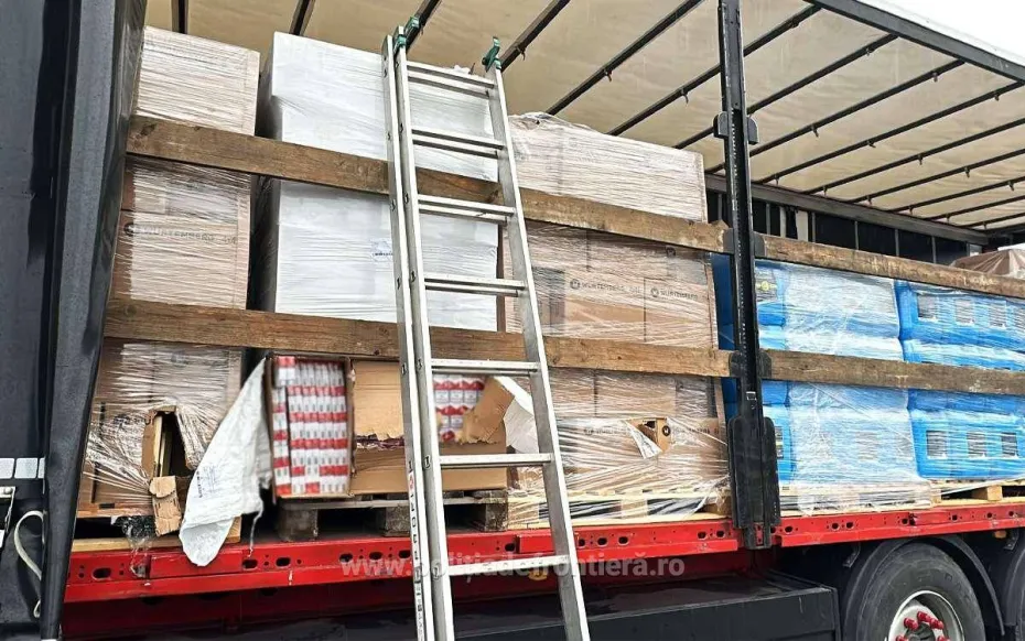 Foto Captură de proporții la Calafat. Țigări de contrabandă în valoare de 2,2 milioane de lei