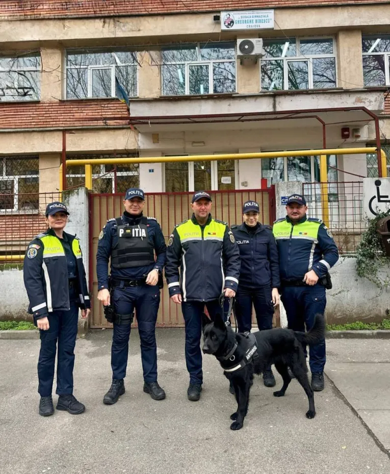 Foto Elevii din Dolj, avertizați asupra riscurilor consumului de droguri și ale violenței