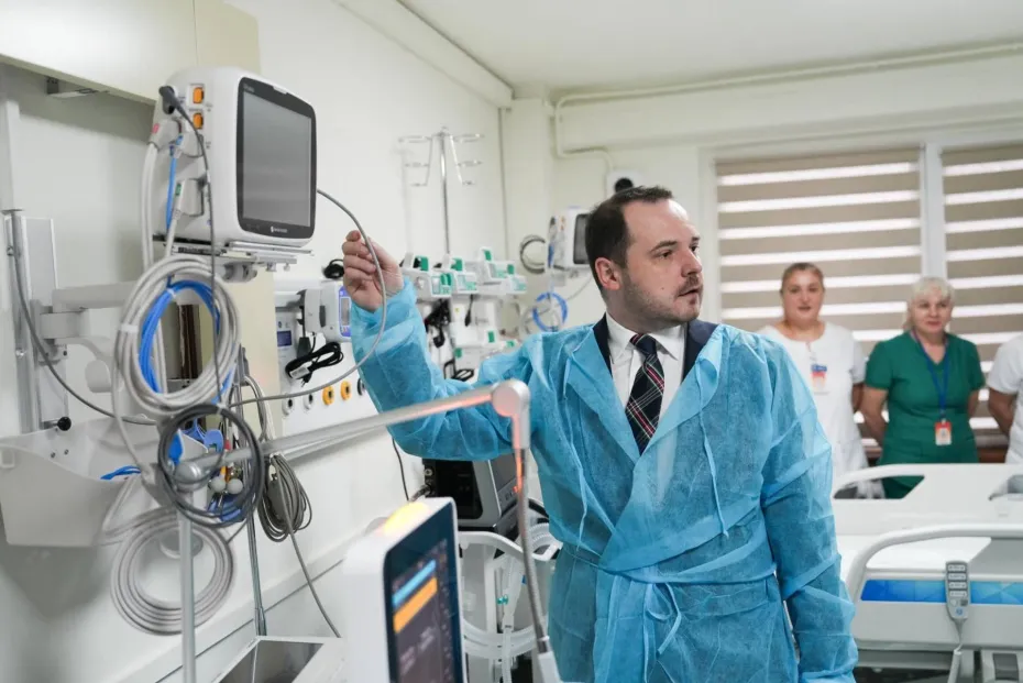 Foto Terapia Intensivă a tăcerii la Neuropsihiatrie Craiova. Secția e „gata”, pacienții mai așteaptă, iar jurnaliștii sunt trimiși la reeducare