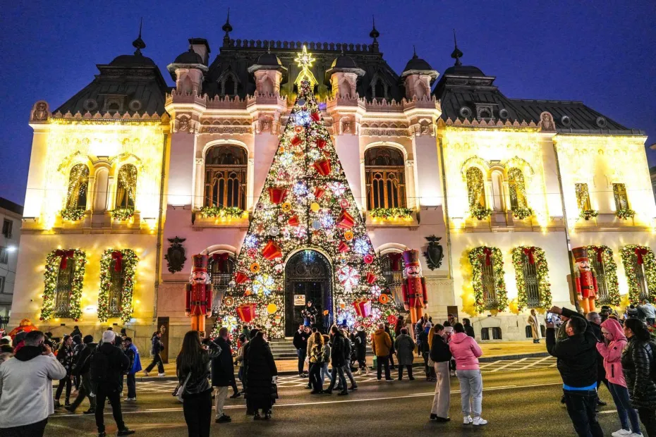 Foto Municipalitatea anunță prelungirea Târgului de Crăciun din Craiova