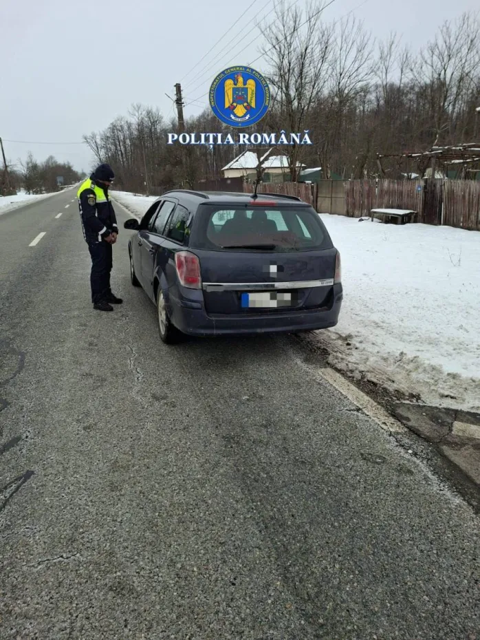 Foto Înșelăciune la Oteșani. Doi bărbați prinși după ce au înlocuit un cazan pentru țuică