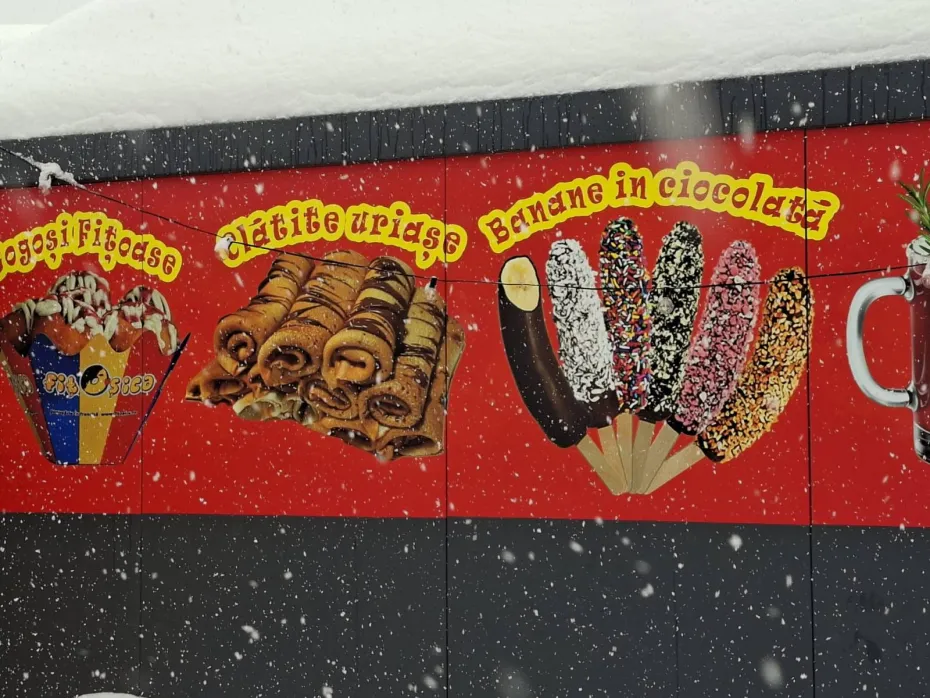 Foto Vacanță de schi pentru toate vârstele, lecții, săniuș și distracție la Rânca