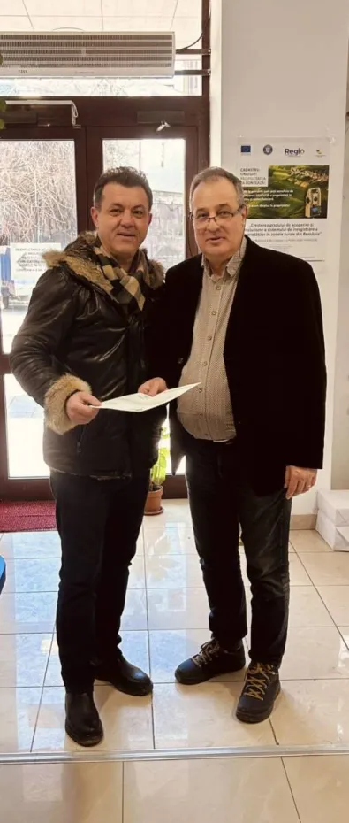 Foto Opt UAT-uri din Dolj primesc cărți funciare noi prin PNCCF