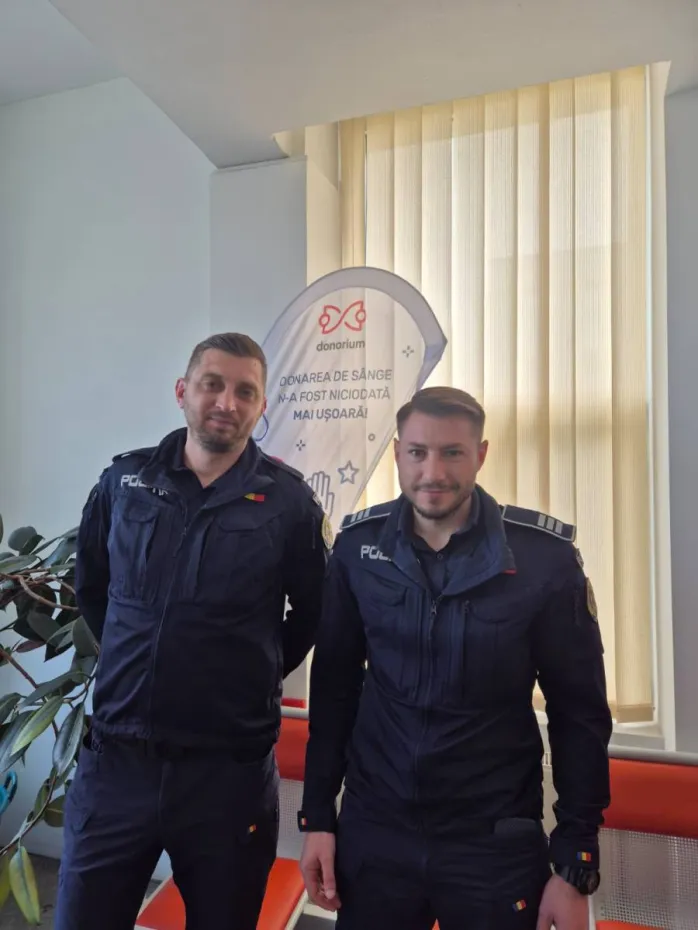 Foto Solidaritate în acțiune. Polițiștii doljeni donează sânge de Ziua Poliției Române