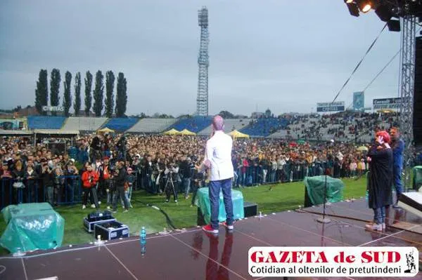 Foto MINCINOASĂ ŞI NERECUNOSCĂTOARE!