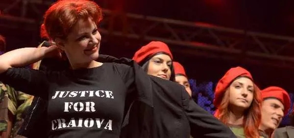Foto MINCINOASĂ ŞI NERECUNOSCĂTOARE!