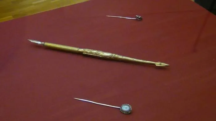 Foto «Raritaţi din Colecţia Muzeului Olteniei», o expoziţie emblematică