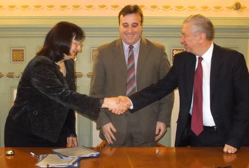 Foto Colaborare în vederea dezvoltării economice