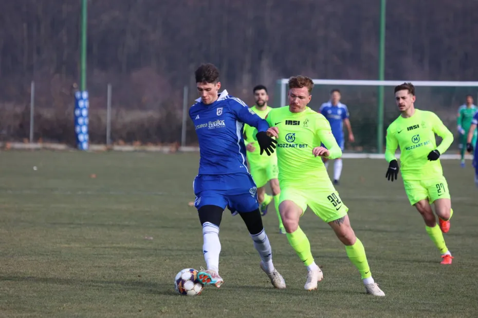 Foto Înfrângere în meciul amical de la Buftea. Fotbal Club Universitatea-Poli Iași, 2-4