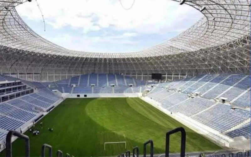 Foto Pușcaș: 