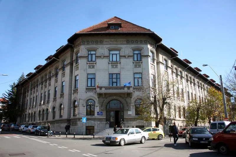 Foto Culturi de pepene distruse din cauza nepăsării. Sistemul antigrindină este cerut din 2018